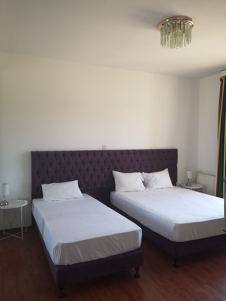 St Elena Boutique Hotel 17/50