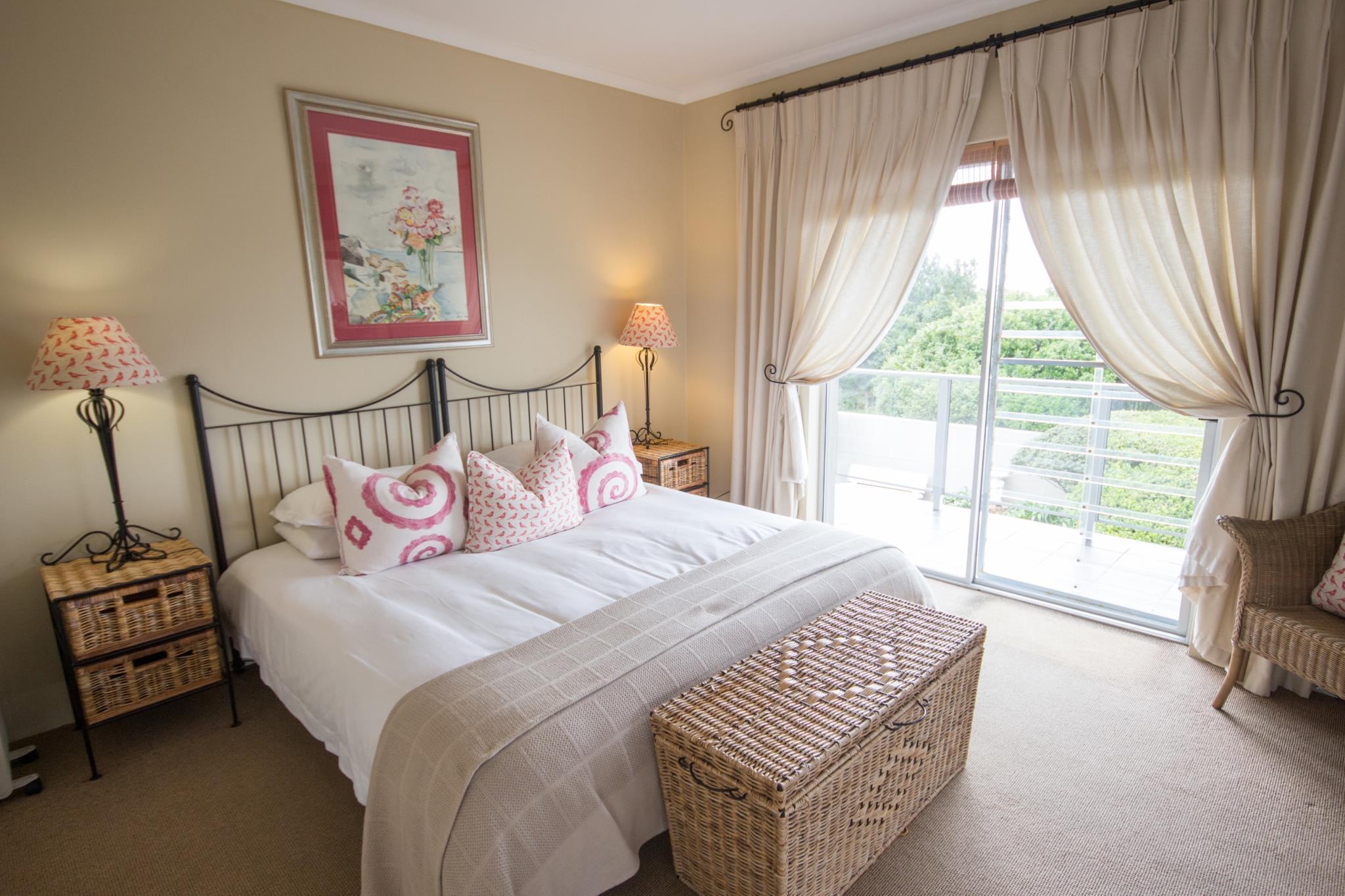 Room, King Bed, Bird's View, Lagoon View