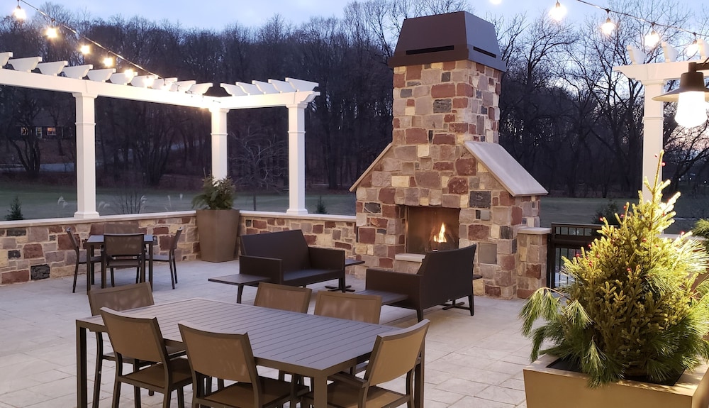 Residence Inn Milwaukee Brookfield 37/50