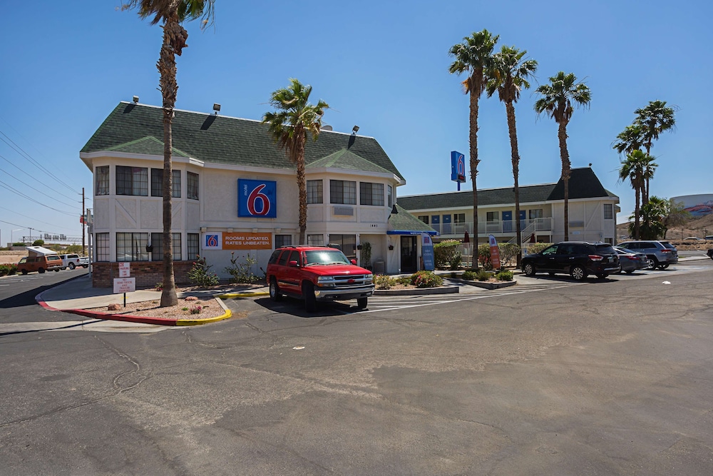 Motel6 Yuma, AZ - East 57/66