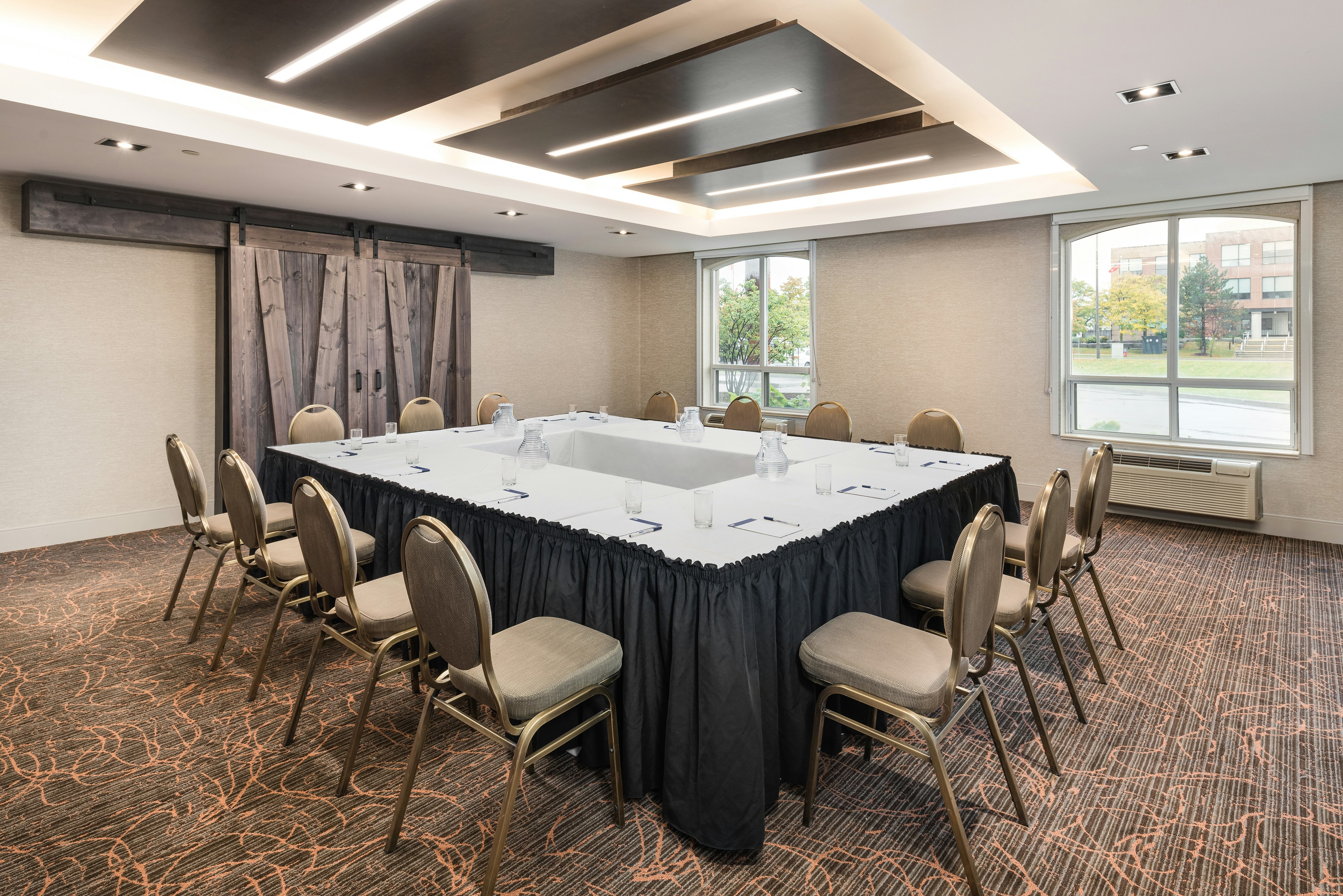 Holiday Inn Express Milton 49/57