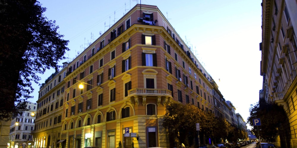Interno 5 B&B 2/36