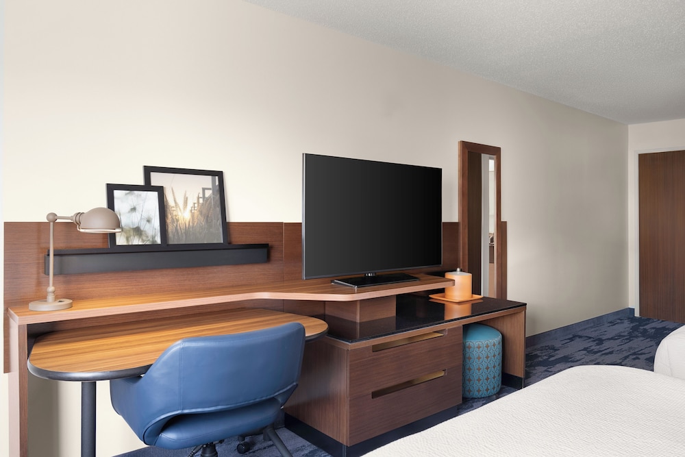Fairfield Inn Suites By Marriott Chicago Naperville Aurora 41/50