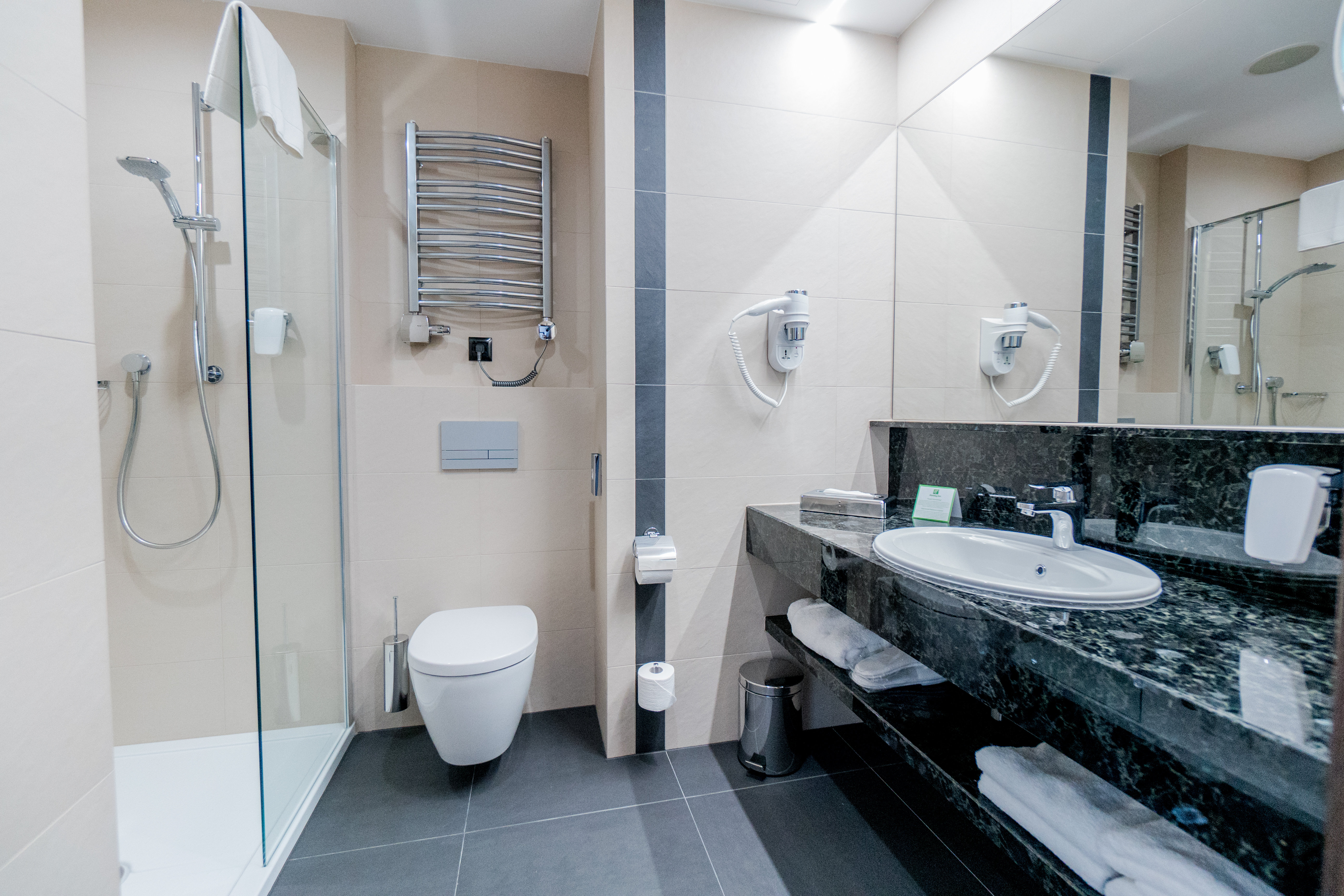HOLIDAY INN DABROWA GORNICZA 75/75