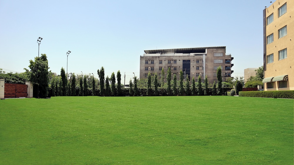 Hotel Grand Maple 38/42