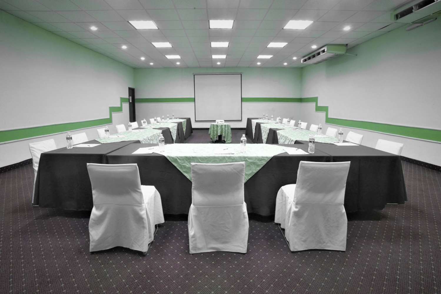 Quality Inn Ciudad Obregon 23/27