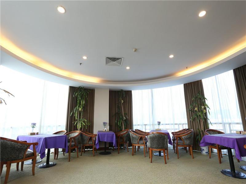 Lavande Hotel (Dongguan Tangxia Tianhong Shopping Center) 42/54