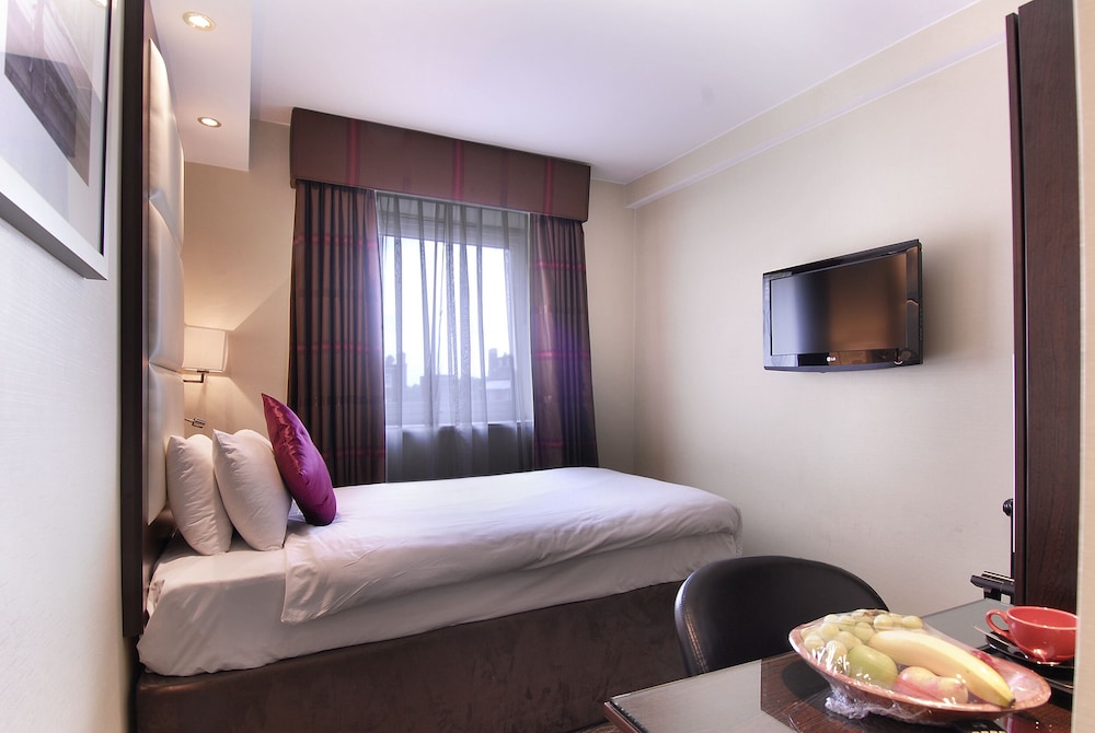 Grand Royale London Hyde Park 18/56
