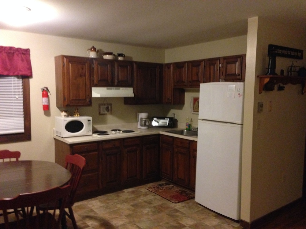 Echo Valley Cottages 3/50