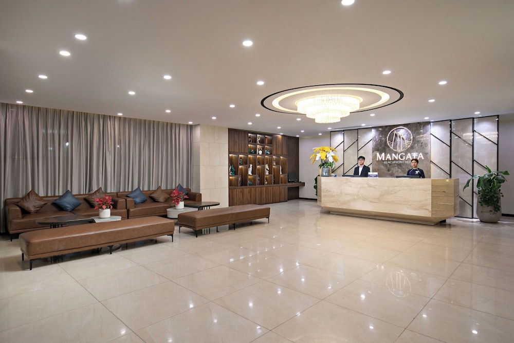 Mangata Beachfront Hotel 3/46