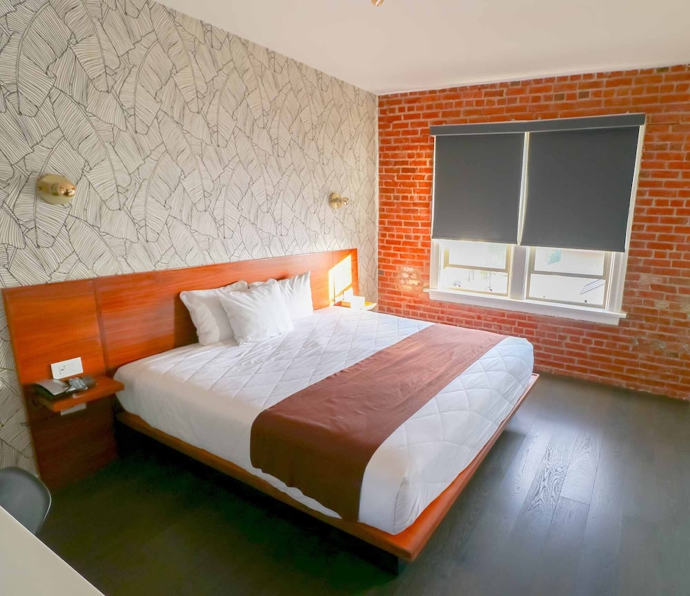 H By H Hospitality 27/69