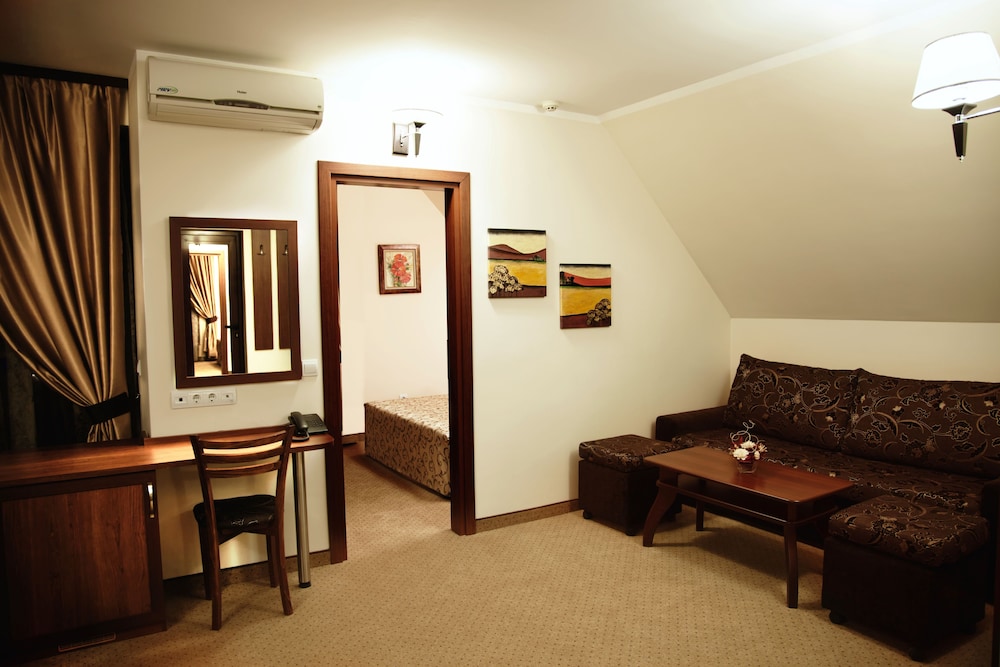 Hotel Favorit 32/50