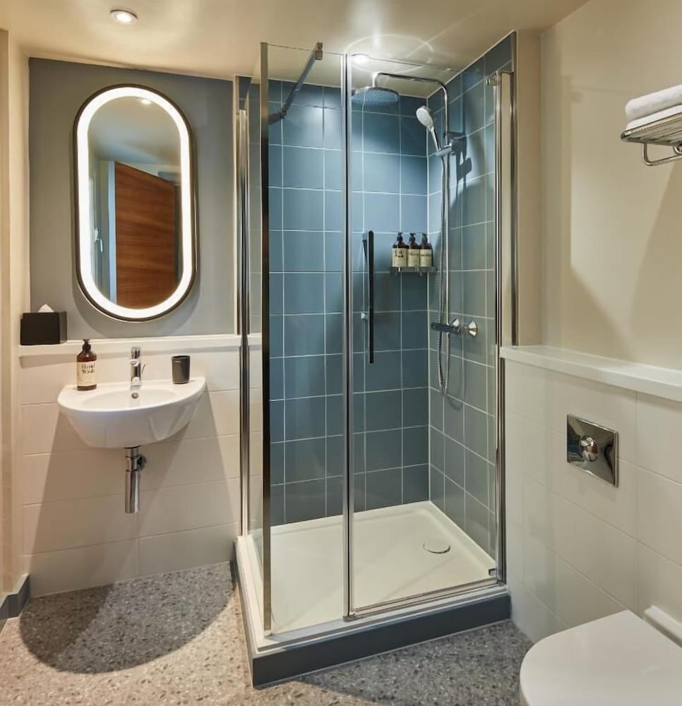 Blueprint Living 66 Turnmill Street 42/46