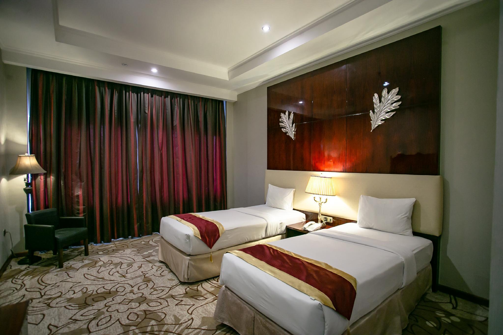 Sutan Raja Hotel And Convention 8/18