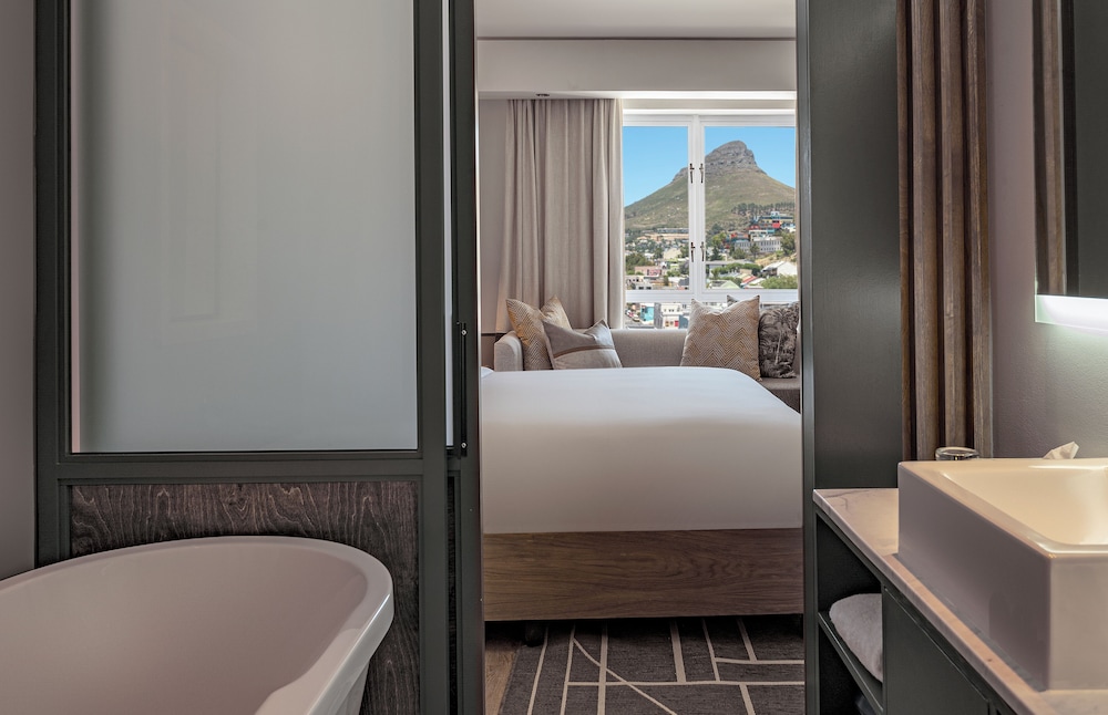 غرفة بسرير كينج، Hyatt Regency Cape Town 8/9