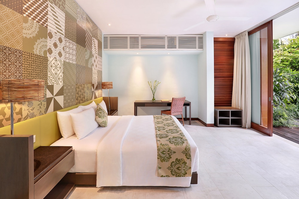 The Elysian Boutique Villa Hotel 4/50