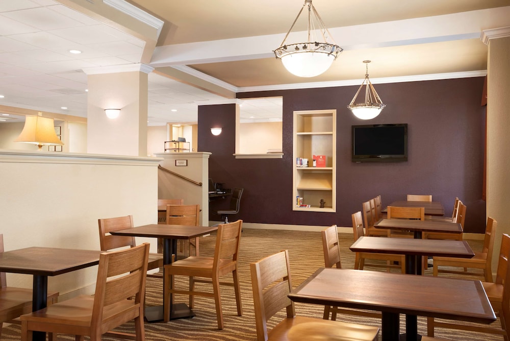 Wingate by Wyndham Jacksonville FL 45/57