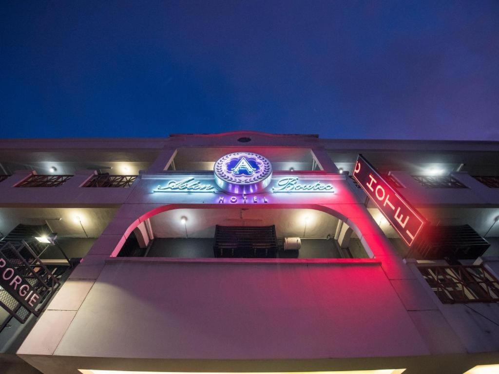 Aston Boutec Hotel 5/42