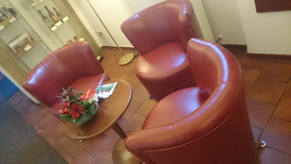 Hotel Adalbert 49/69