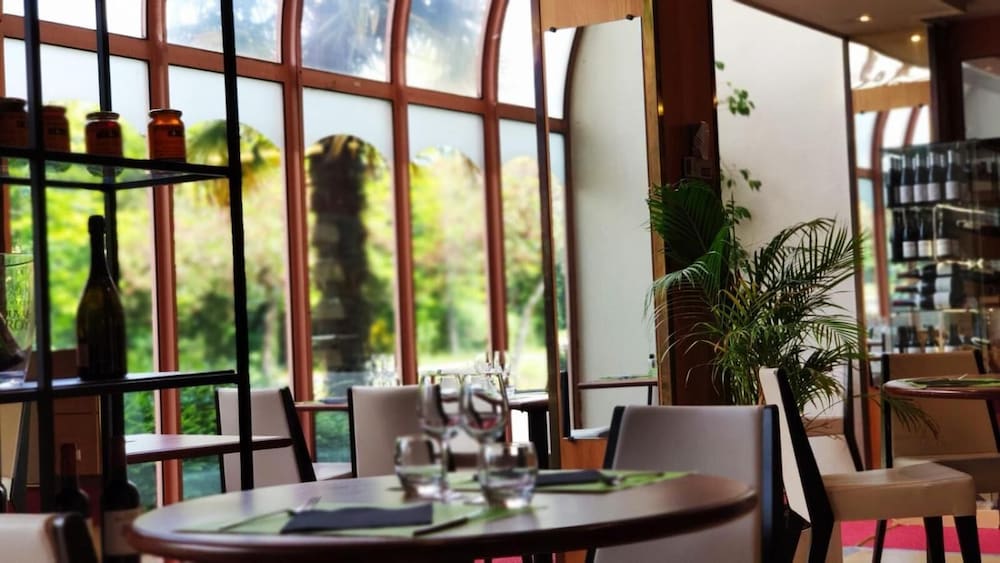 Brit Hotel Nantes La Beaujoire - L Amandine 44/62