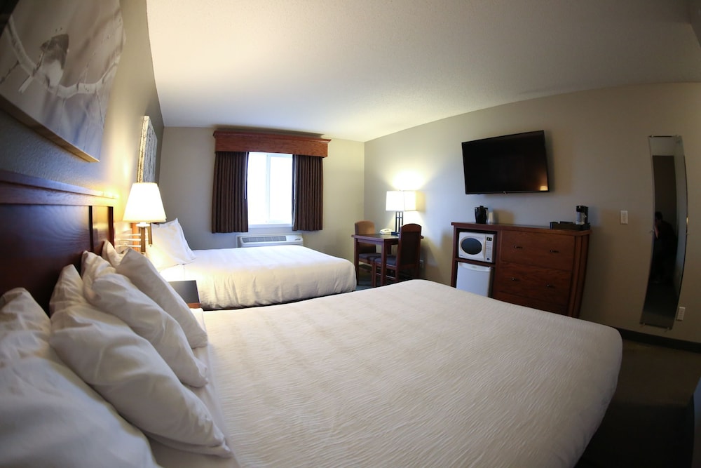 Standard, 2 Queen Beds