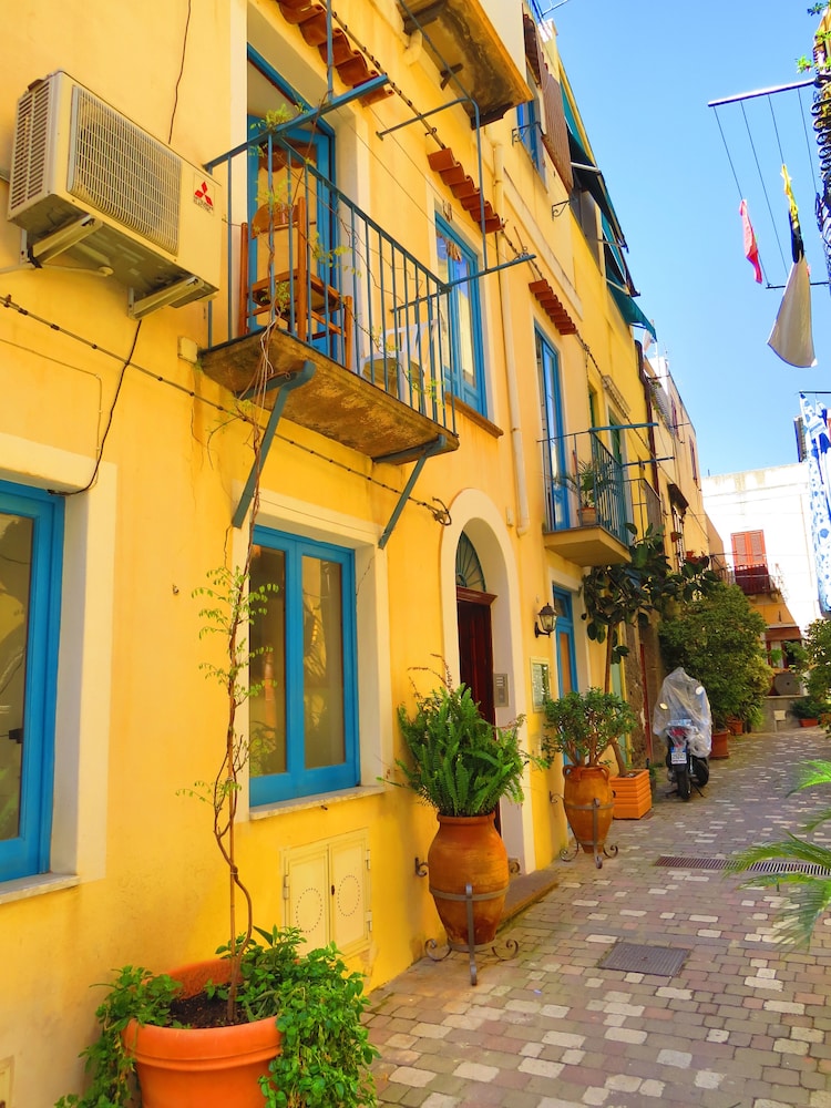 Casa Vittorio 32/50
