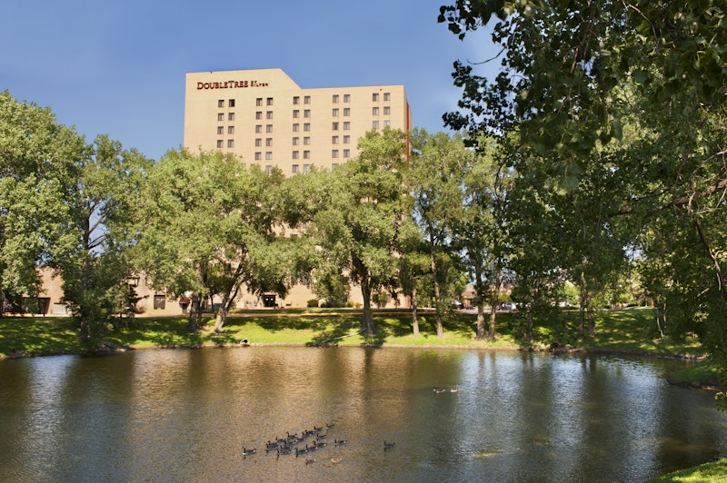 Doubletree Hotel Minneapolis Park Place 37/39