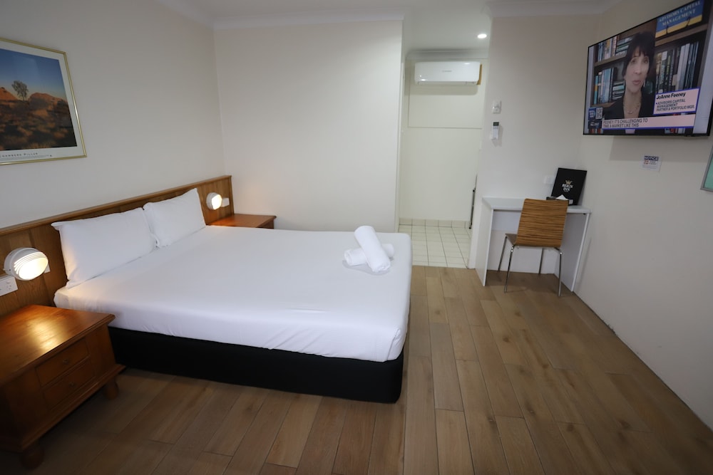 Reign Inn Newcastle 5/50