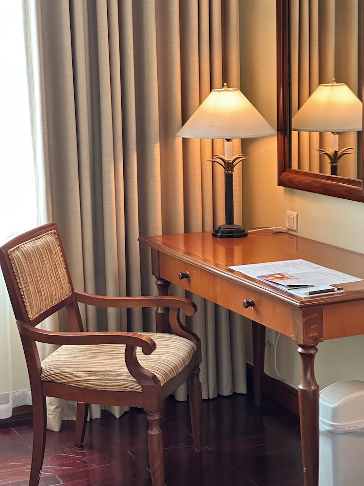 Avani Hai Phong Harbour View Hotel 36/50