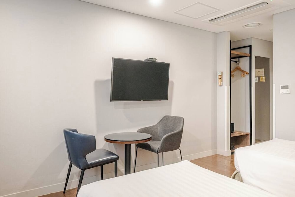 New Seoul Hotel 41/50