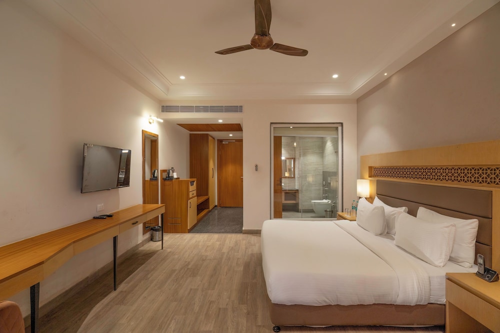 Excel Hotels & Resorts Corbett 12/49