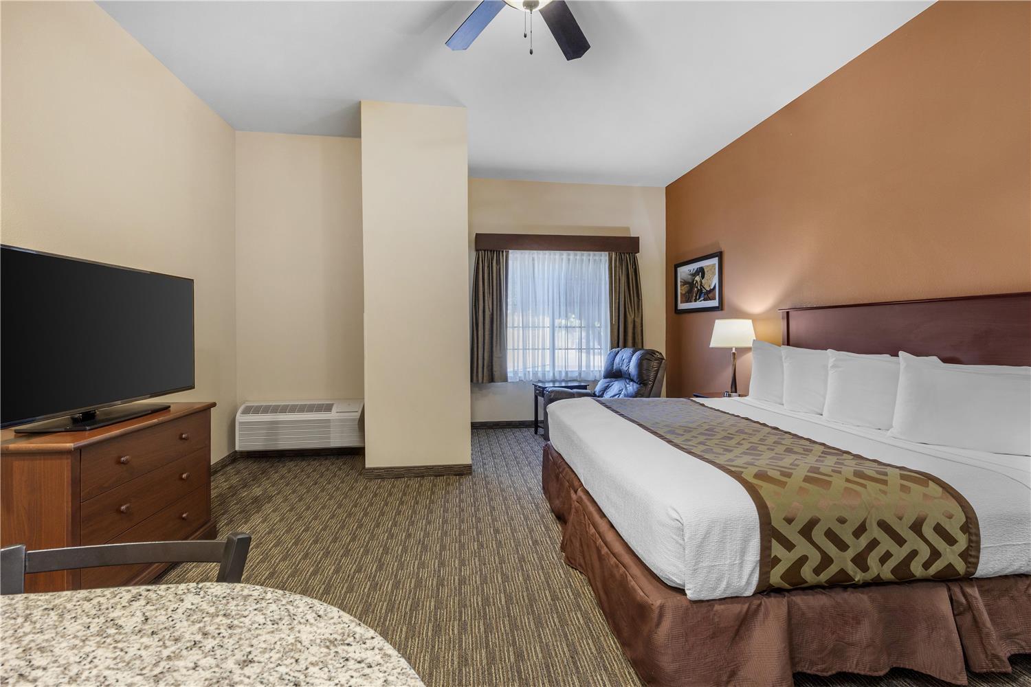 Best Western North Edge Inn 3/13