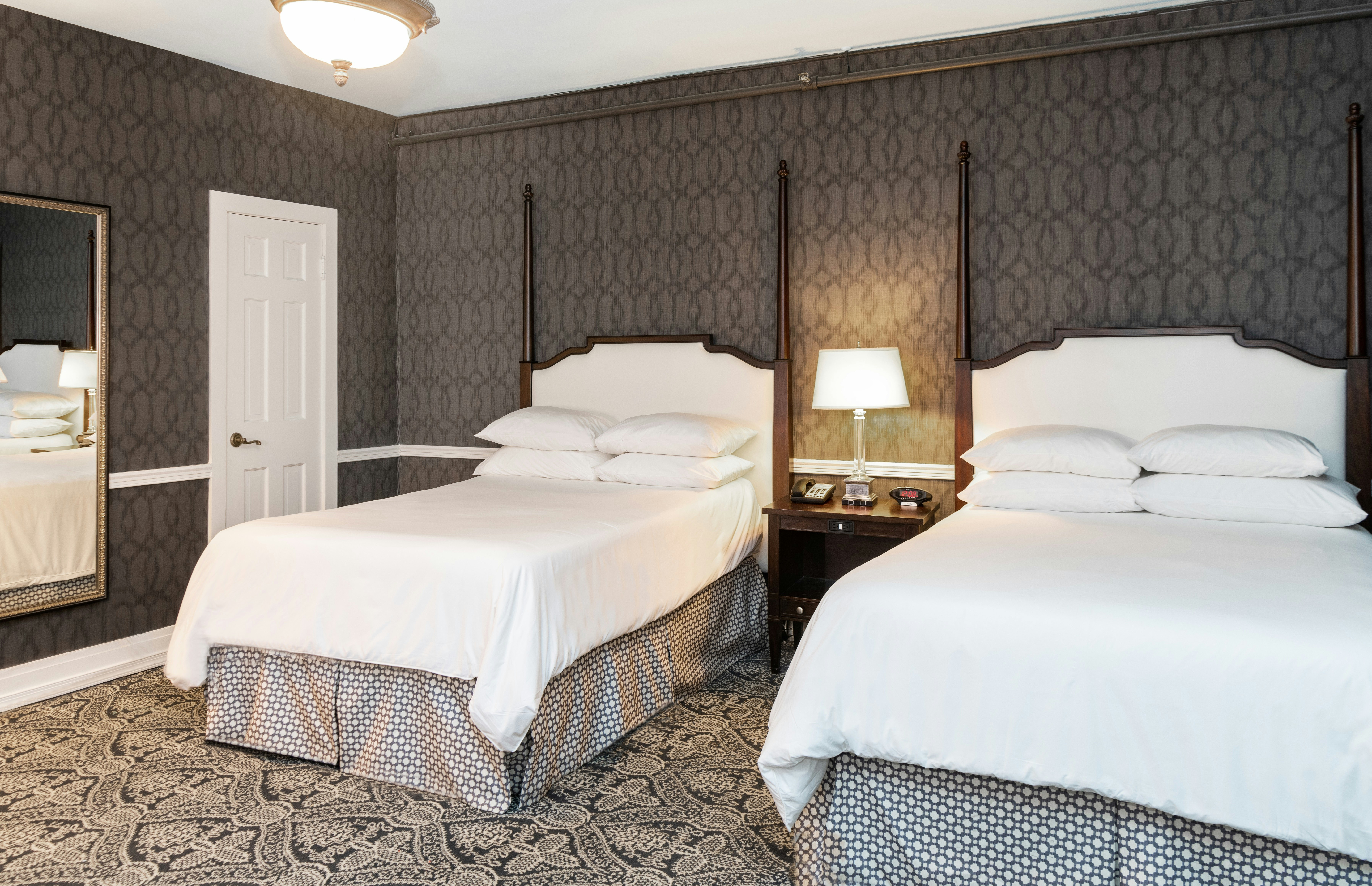 Maryland Inns, 2 Double Beds