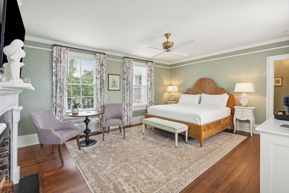 Premium, King Bed, Bay View