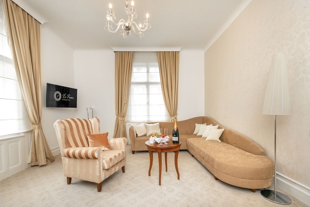 Le Premier Boutique Hotel 45/66