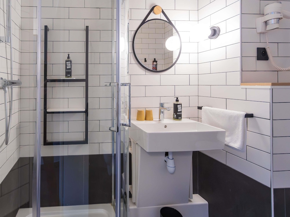 Ibis Grenoble Gare 55/56
