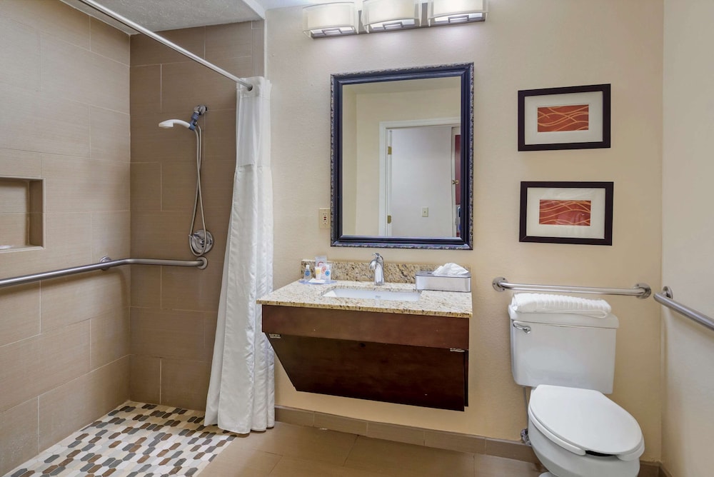 Comfort Inn Columbus near Fort Benning 16/41