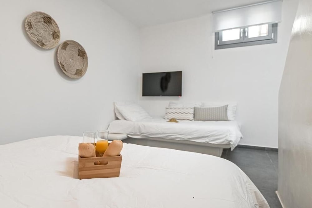 White Cocoon Exclusive villas 23/68