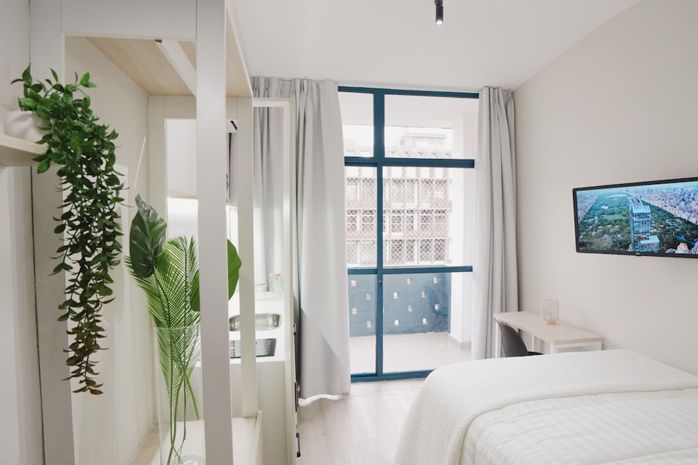 Deluxe, Luxury, Studio, Double Bed