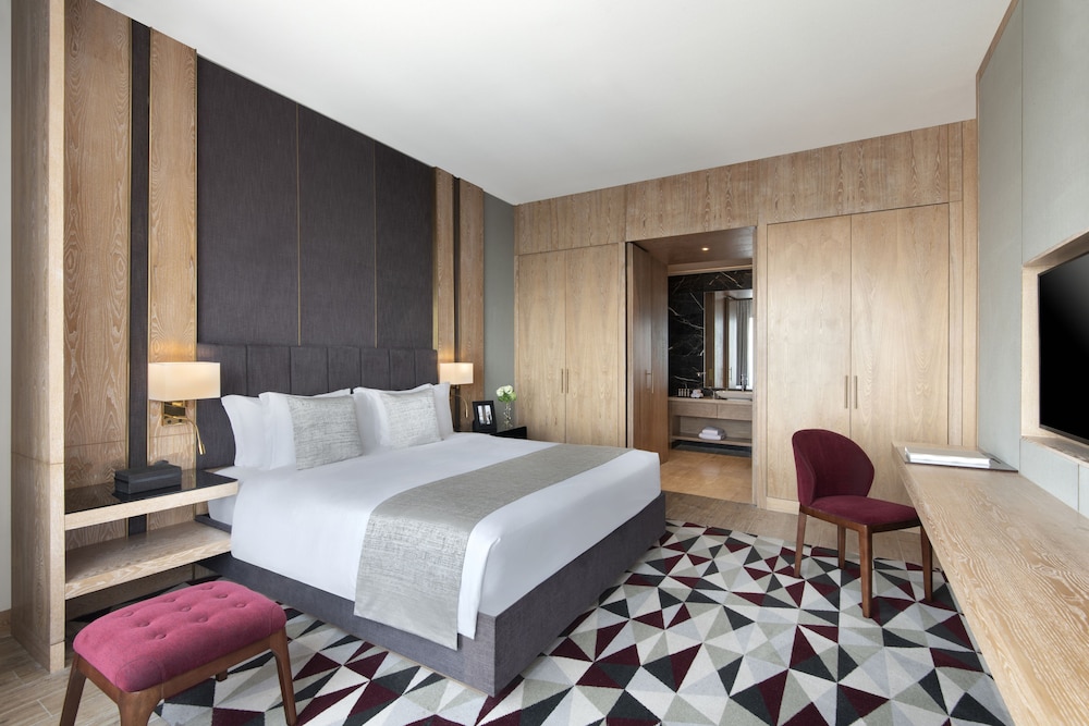 One bedroom Deluxe Suite