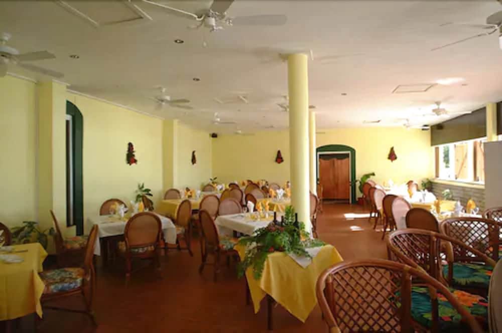 Gem Holiday Beach Resort 37/69