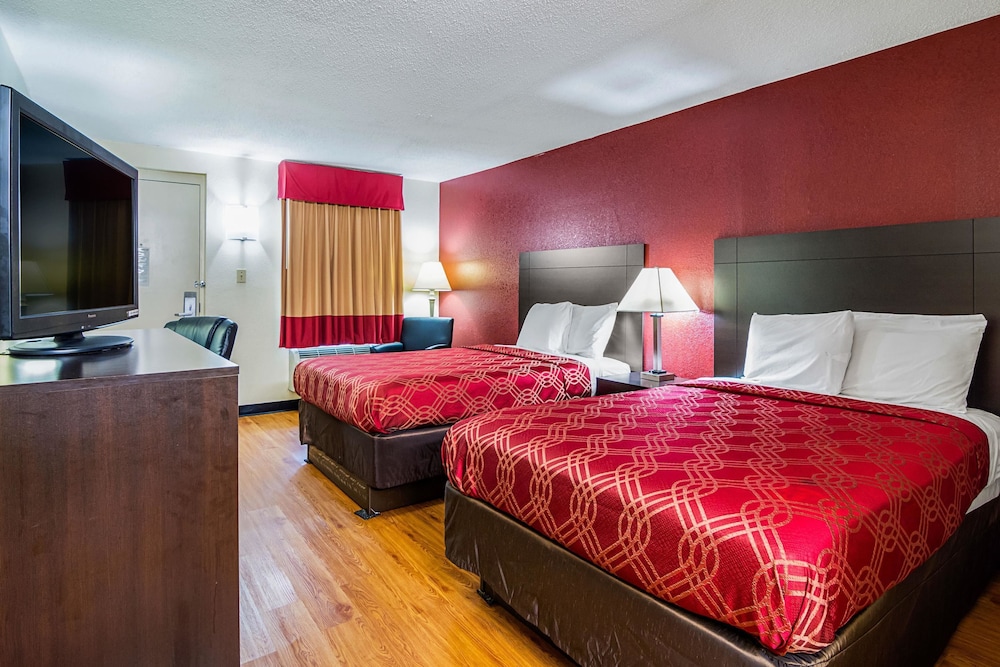 STANDARD, 2 DOUBLE BEDS