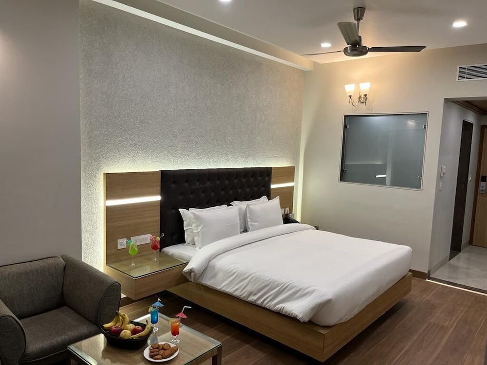 HOTEL RESIDENCY 18/47