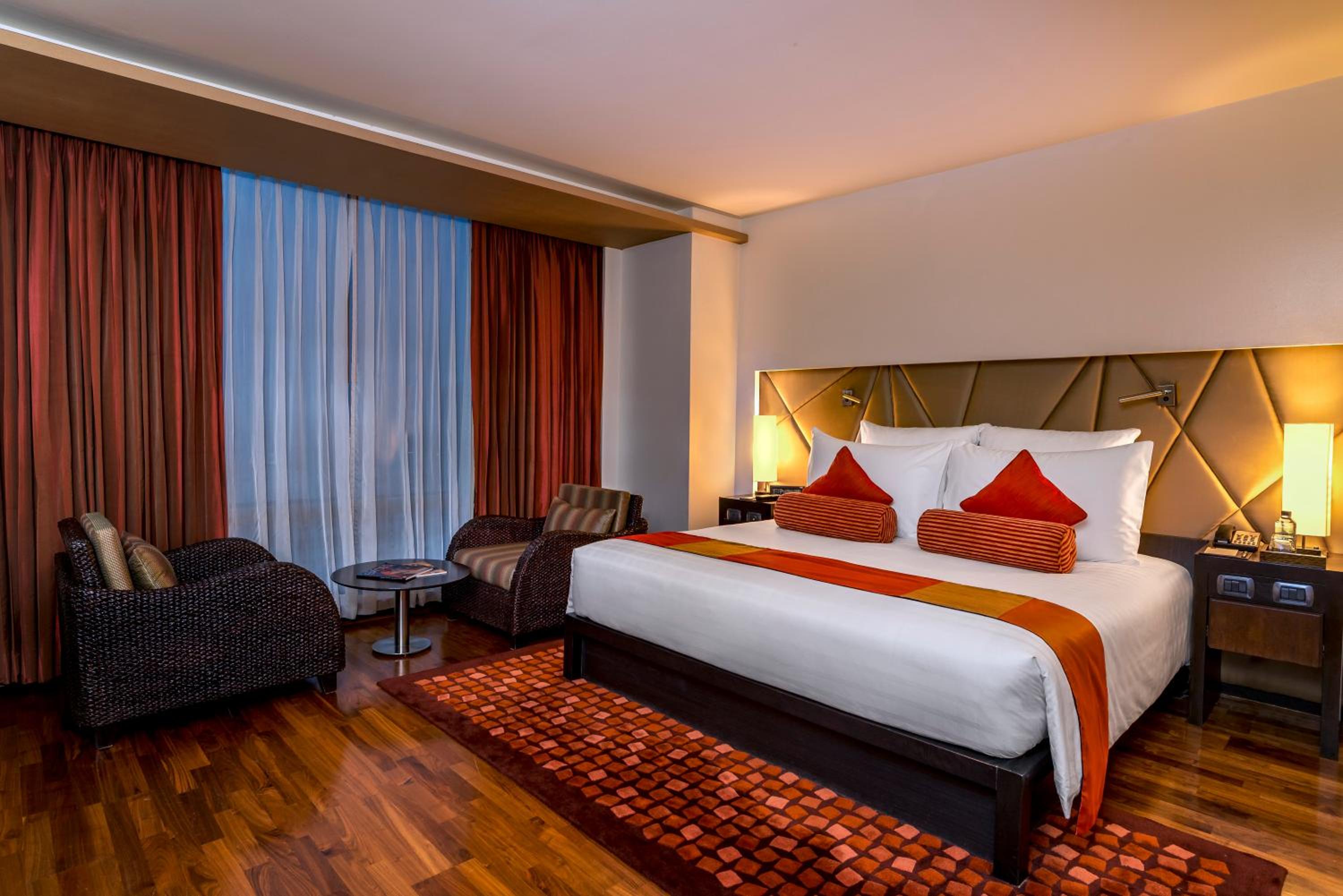 2 Bedrooms, Duplex, Grand, Suite, High Floor