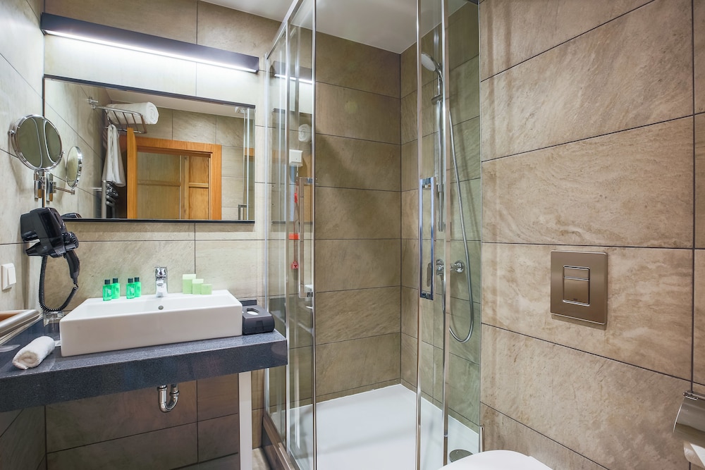 Grand Hotel Suhl 50/50