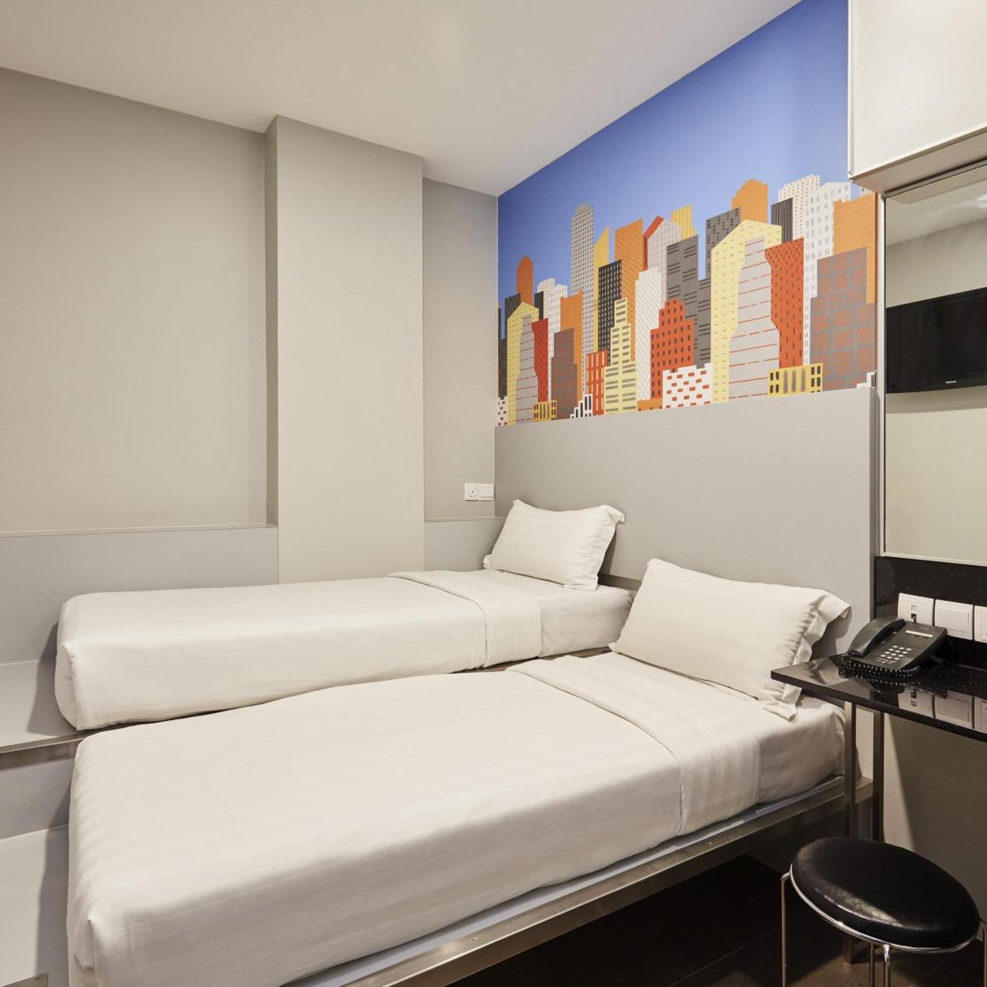 Standard, Twin Beds, No Window