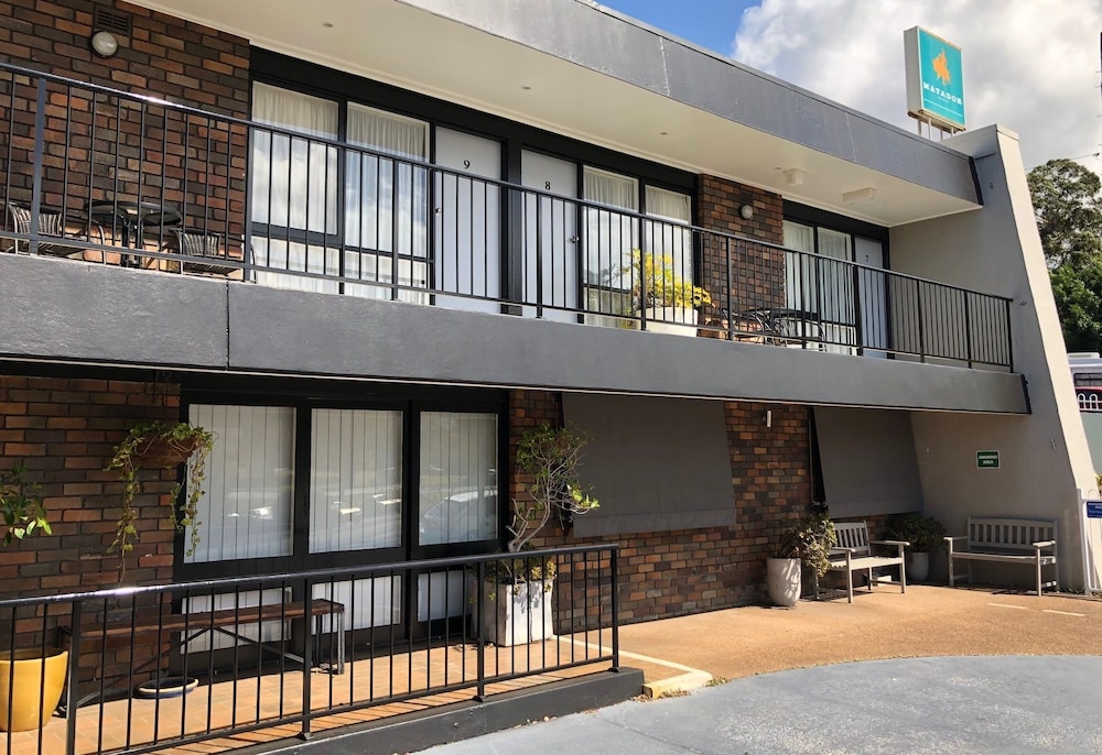 Matador Motor Inn 3/80
