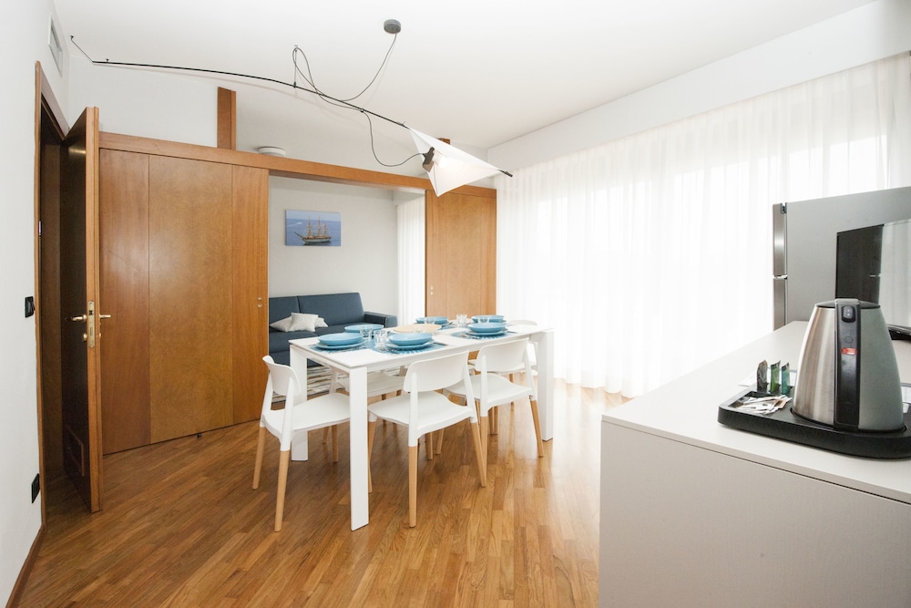 Suites Marilia Apartments 43/56