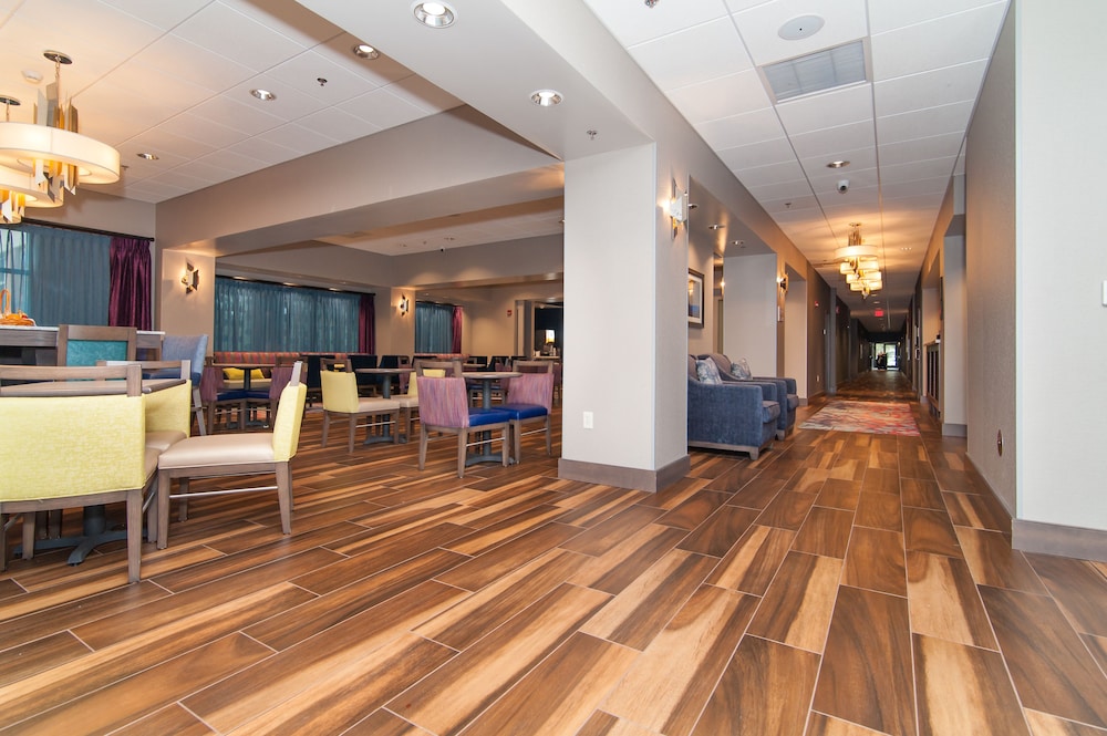 Hampton Inn Norwich 11/44
