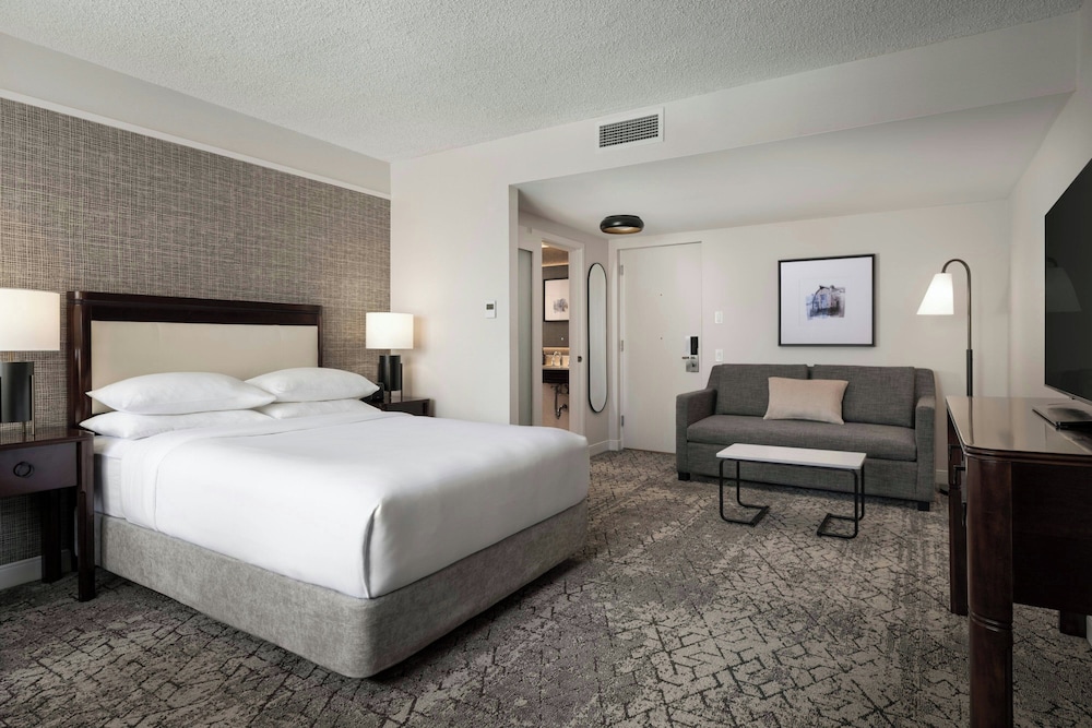 Room, Queen Bed